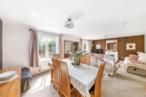 LIVING DINING ROOM