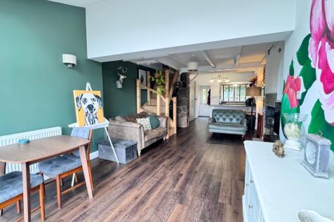 OPEN PLAN LIVING DINING KITCHEN
