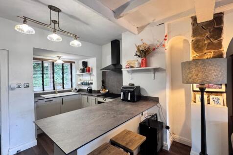 OPEN PLAN LIVING DINING KITCHEN