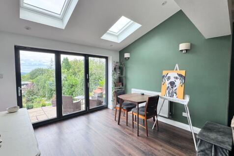 OPEN PLAN LIVING DINING KITCHEN