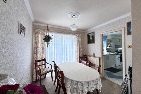 LIVING DINING ROOM