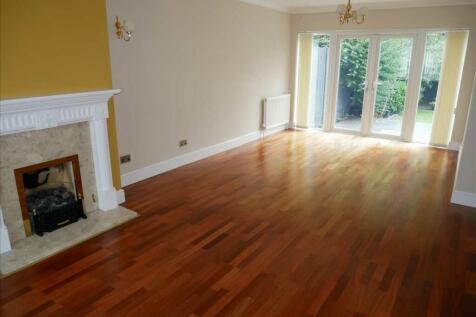 Lounge/Dining Area