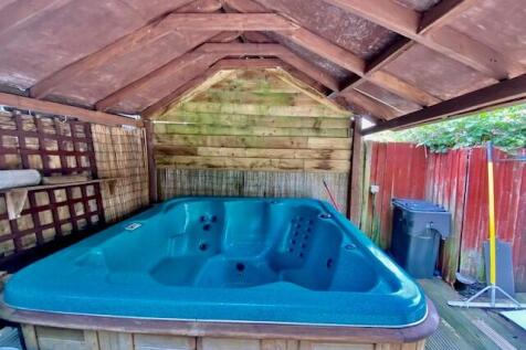 Jaccuzzi
