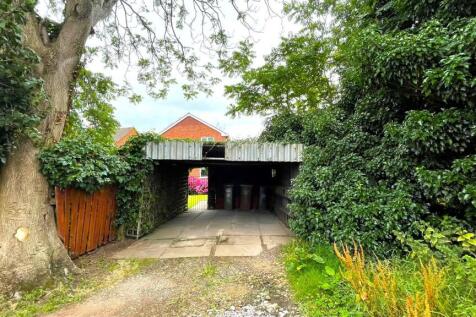 Carport.jpg