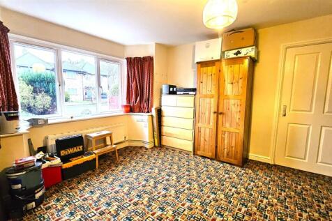 RECEPTION ROOM/BEDROOM 6