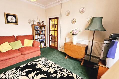 Reception Room 1 (2).jpg