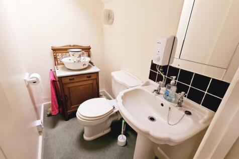 En Suite 2.jpg