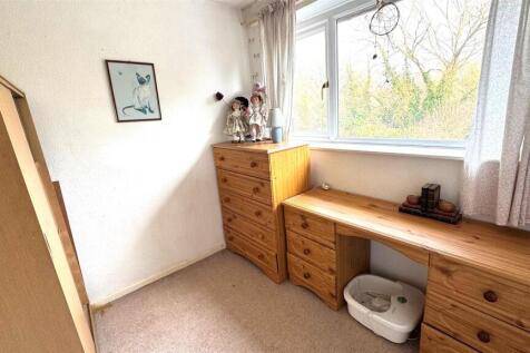 Bedroom 3.jpg