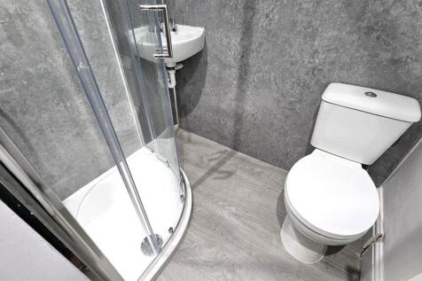 Shower Room.jpg