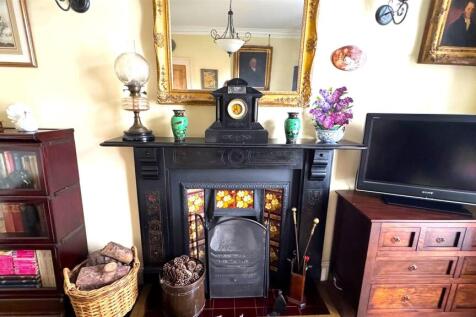 Dining Room Fireplace.jpg
