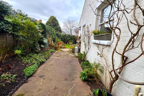Garden (1).jpg