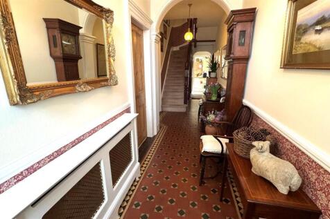 Hall (2).jpg
