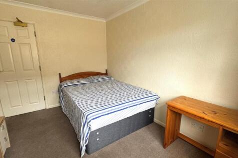 Bedroom 3.jpg