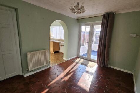 Dining Room 2.jpg