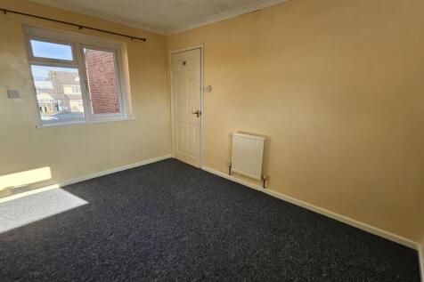 Bedroom 2.jpg
