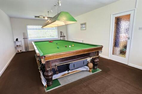 Games Room 2.jpg