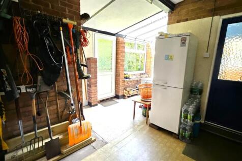 Utilities Room 3.jpg