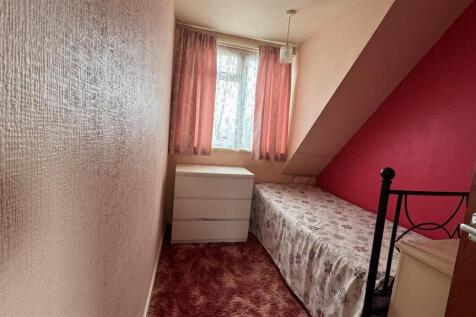 Bedroom Three.jpg