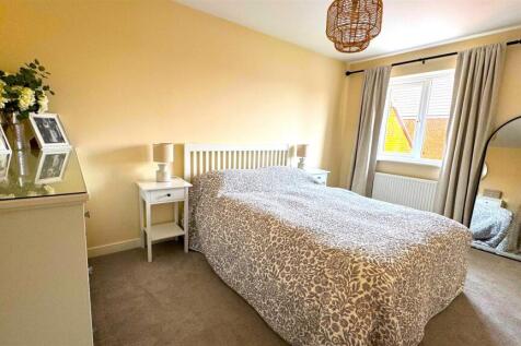 Bedroom 2.jpg