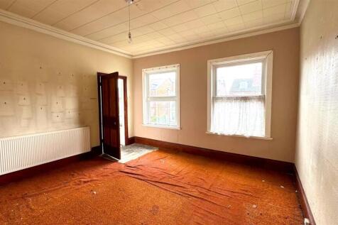 Bedroom 2.jpg