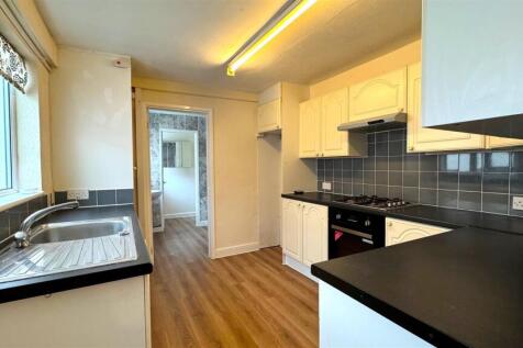 Kitchen (2).jpg