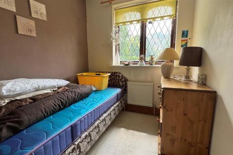 Bedroom 3.jpg