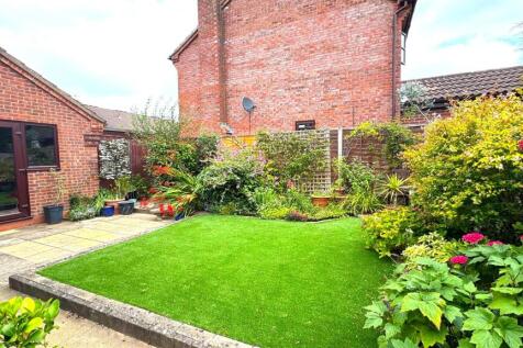 Garden (2).jpg