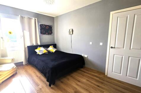 Bedroom Three 2.jpg