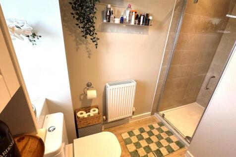 Ensuite (2).jpg