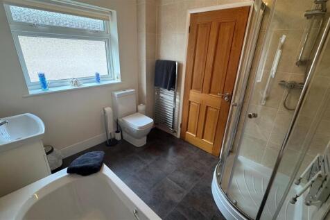 New bathroom.jpg