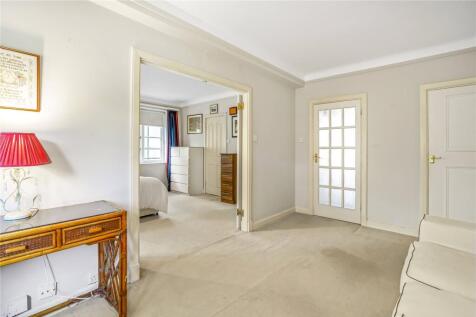 Bedroom/Study