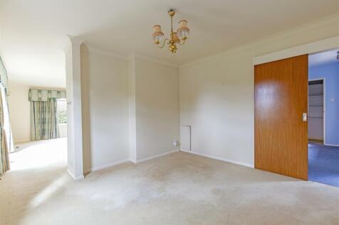Dining Room-3.jpg