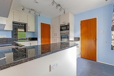 Kitchen-3.jpg