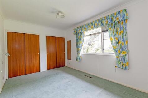 Bedroom 2-1.jpg
