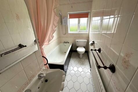 bath 1.jpg