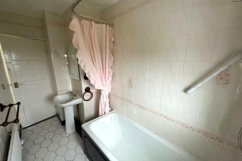 bath 2.jpg
