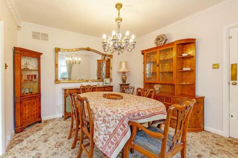 Dining Room-2.jpg