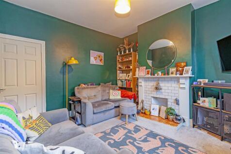 Reception Room-1.jpg