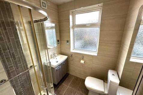 Shower room.jpg
