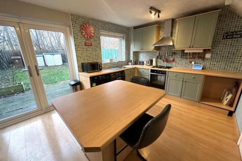 kitchen 1.jpg