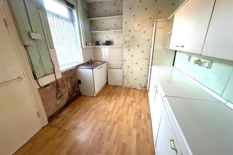 kitchen 1.jpg
