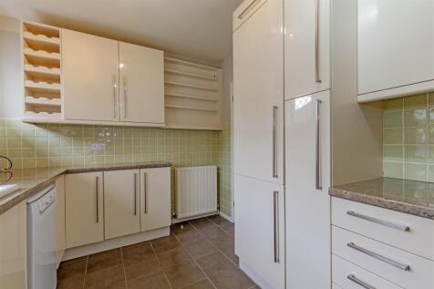 Kitchen-2.jpg