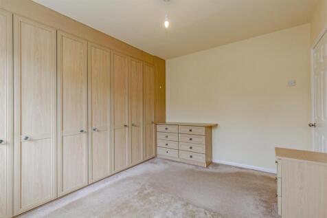 Bedroom 1-3.jpg