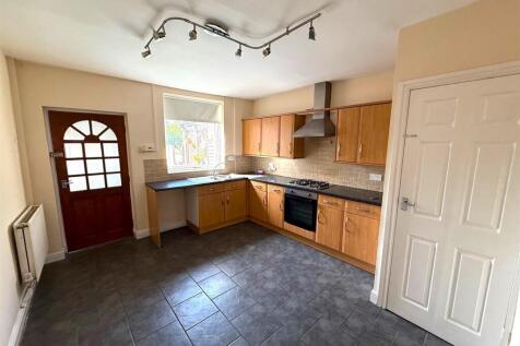 kitchen 1.jpg