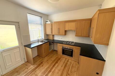 kitchen 2 .jpg