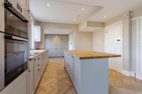 Kitchen-1.jpg