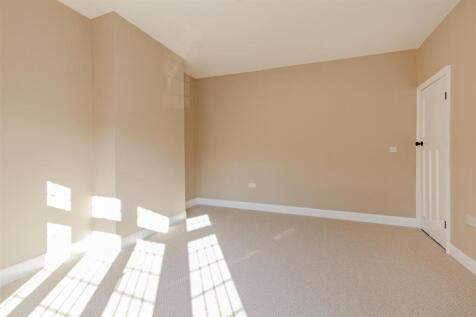 Bedroom 1-3.jpg