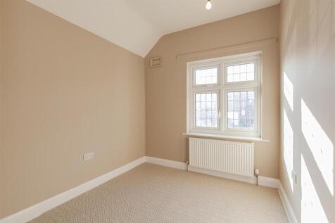 Bedroom 4-1.jpg