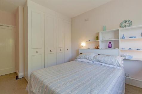 Bedroom 3-2.jpg