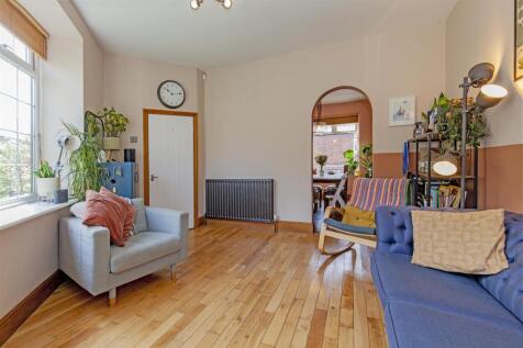 Reception Room-3.jpg